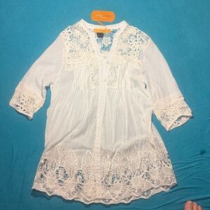 Urban Mango White Crochet Lace Button-Front cover up Tunic